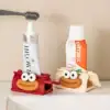 Sausage-Shaped Portable Oral Care Tool